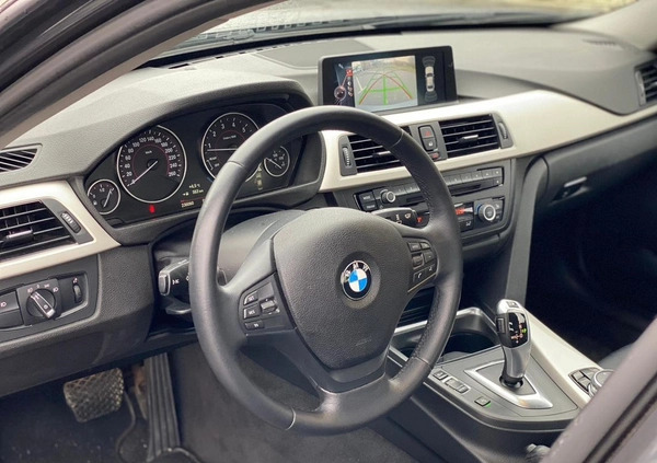 BMW Seria 3 cena 55000 przebieg: 235000, rok produkcji 2015 z Nidzica małe 56